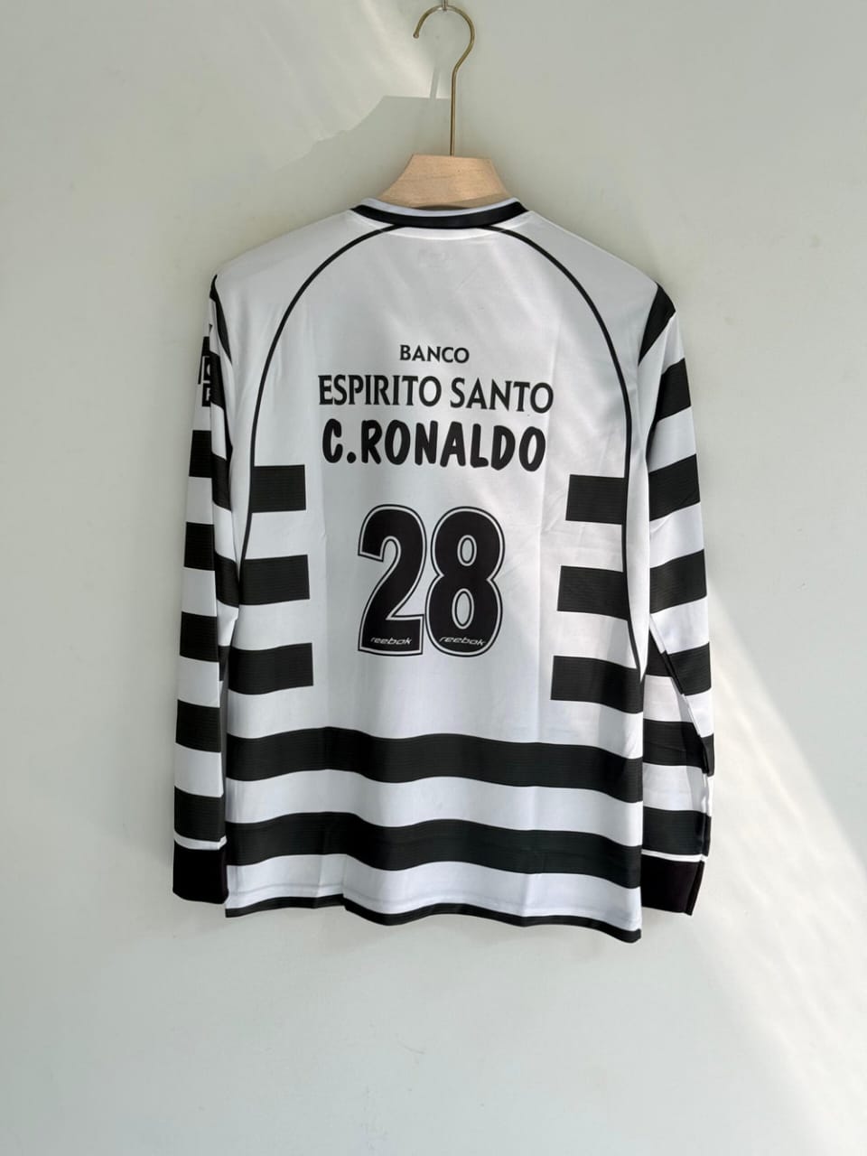 Sporting lisbon C. Ronaldo full sleeves retro
