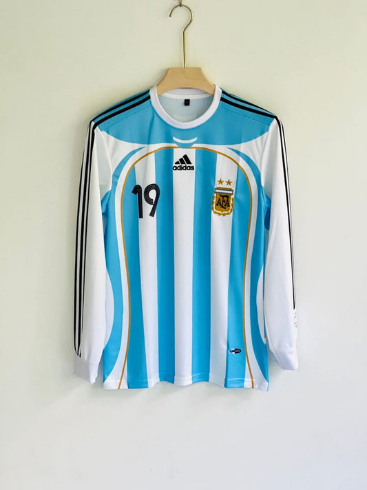 Argentina 2006-07 Messi full sleeves retroRetro Full sleeves