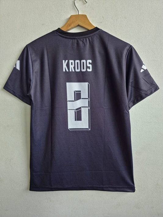 Germany Tony Kroos half sleeves retro