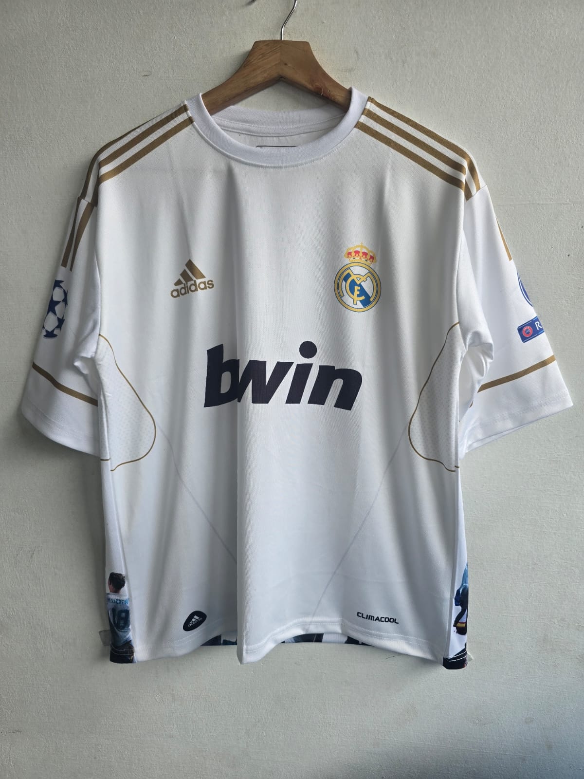Real Madrid Ronaldo half sleeves special edition kit