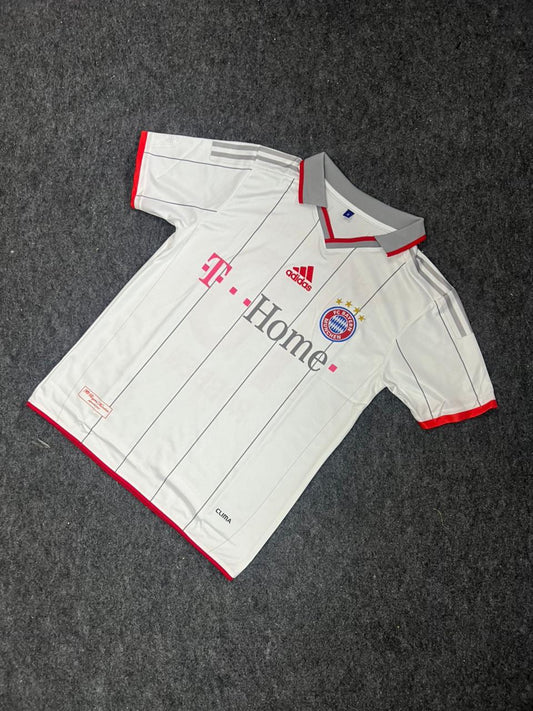 Bayern Munich Robben half sleeves retro